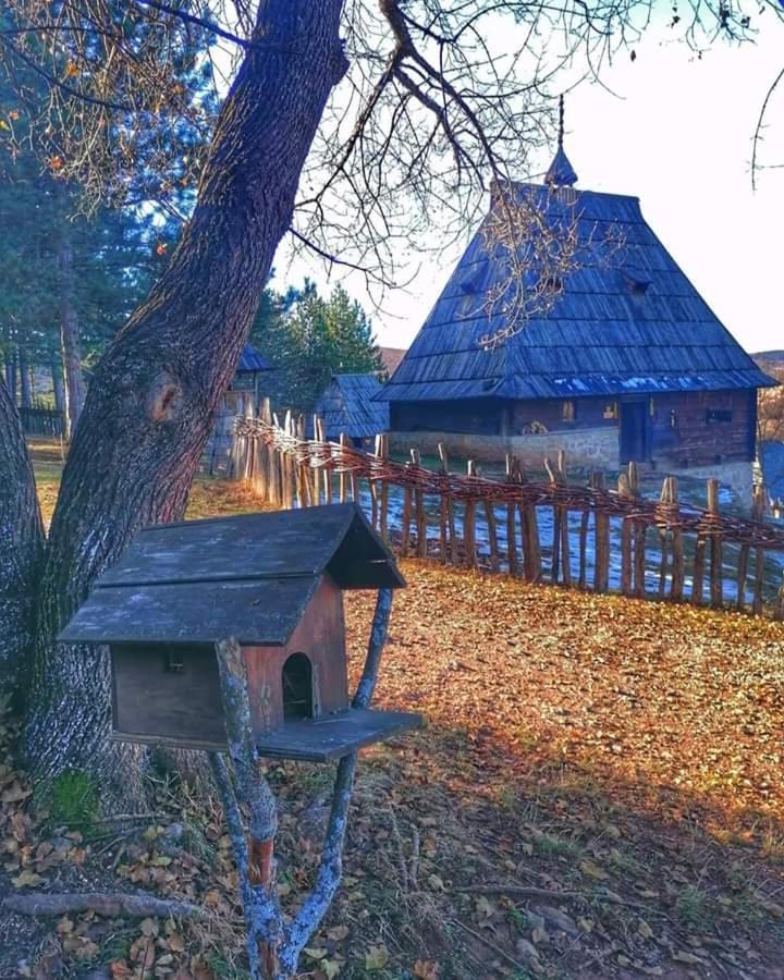 Rozanstvo Seoski Turizam Melovic מראה חיצוני תמונה